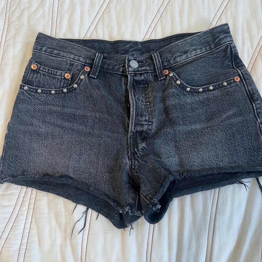 Levis Black Cutoffs